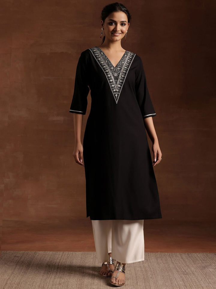 Libas Women Floral Yoke Design Kurta