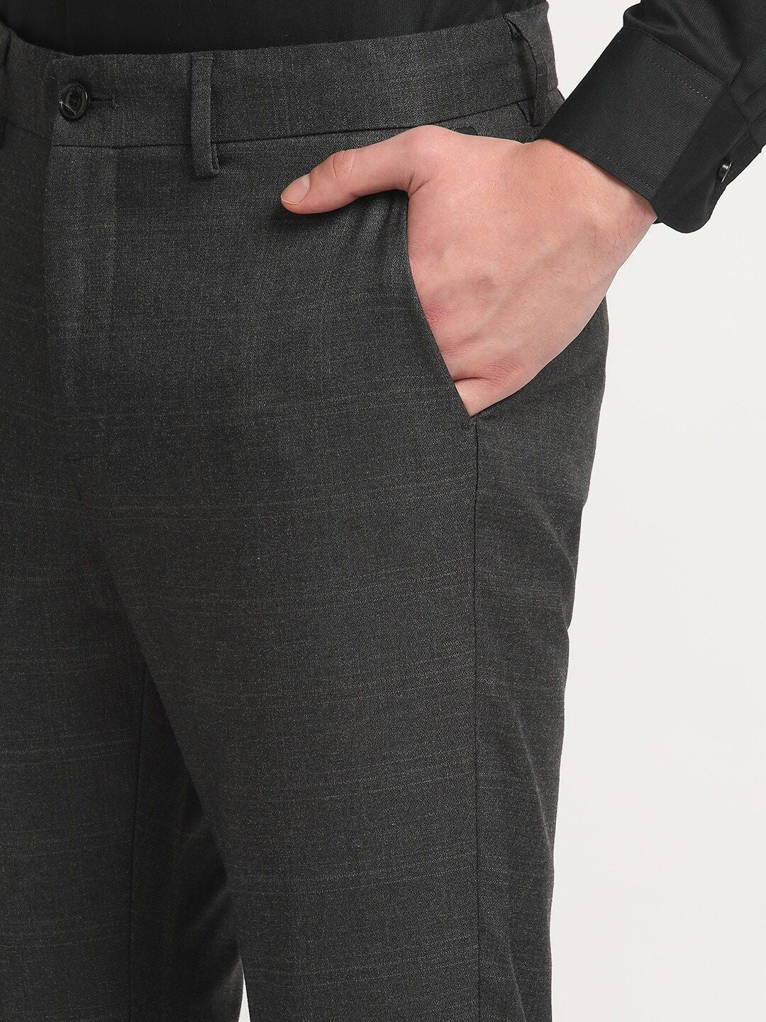 THE BEAR HOUSEMen Solid Checked Tapered Fit Mid-Rise Formal Trousers