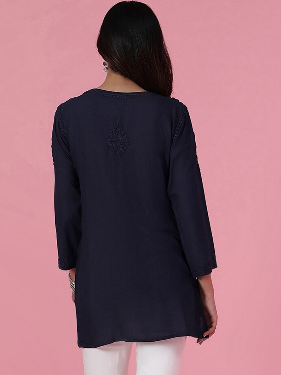 House of Chikankari Women Navy Blue Rayon Chikankari Sulam Kurti