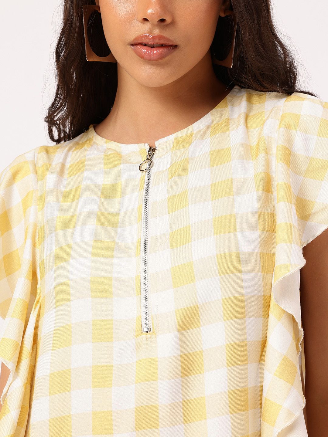 DressBerry Flowy Fantasy Checked Ruffled Mini Sheath Dress