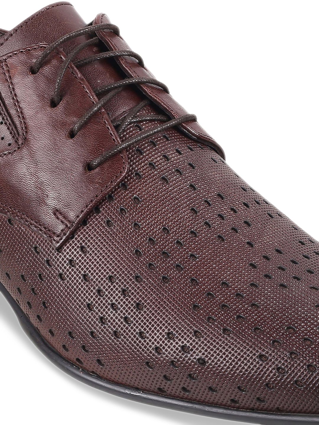 Metro Men Round Toe Leather Formal Derbys