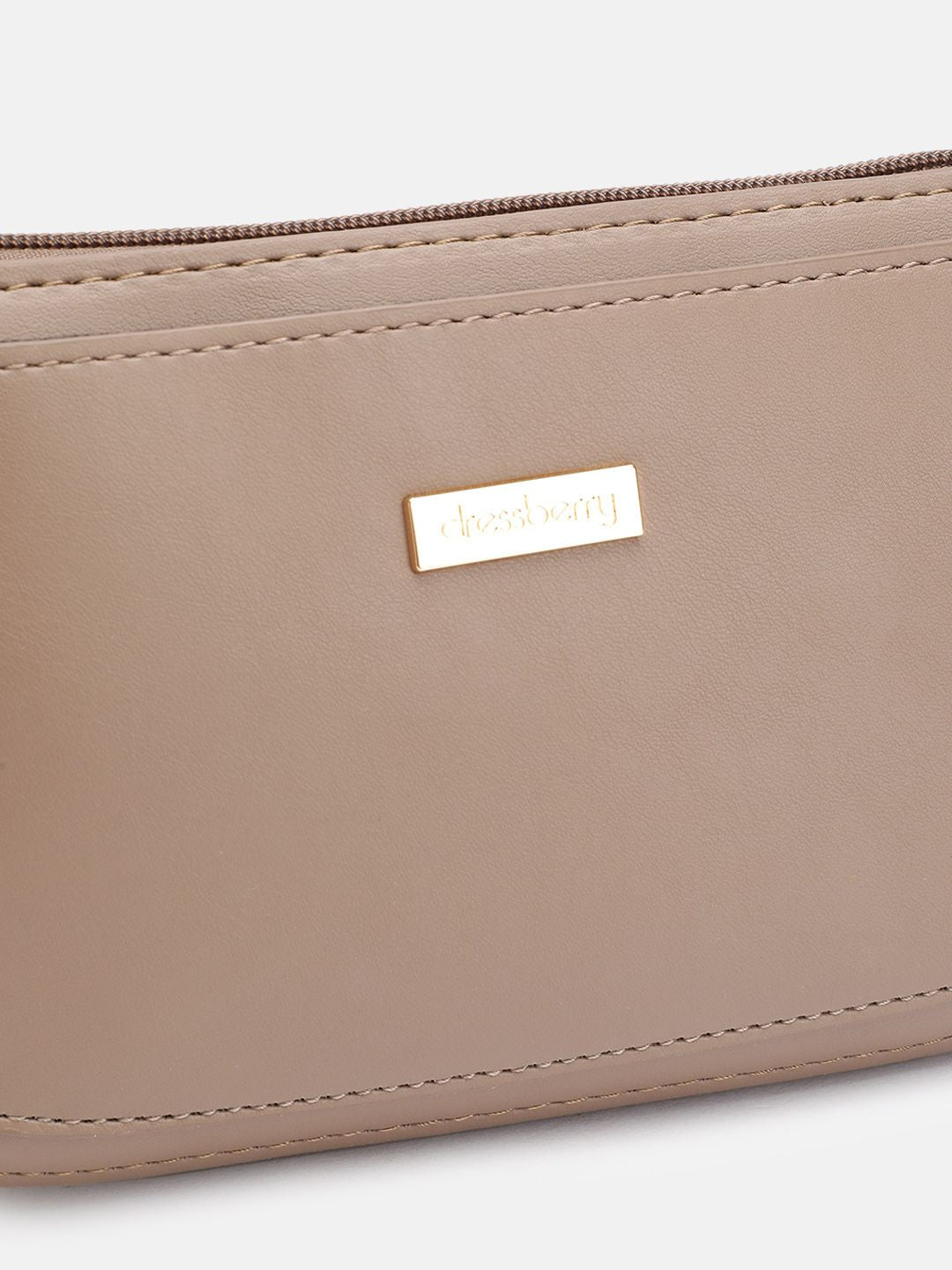 DressBerry Structured Sling Bag with Wrist Loop