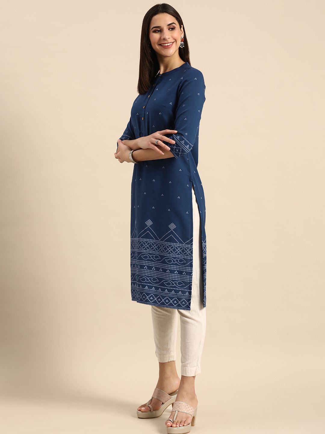 Anouk Women Mandarin Collar Bandhani Printed Indigo Kurta