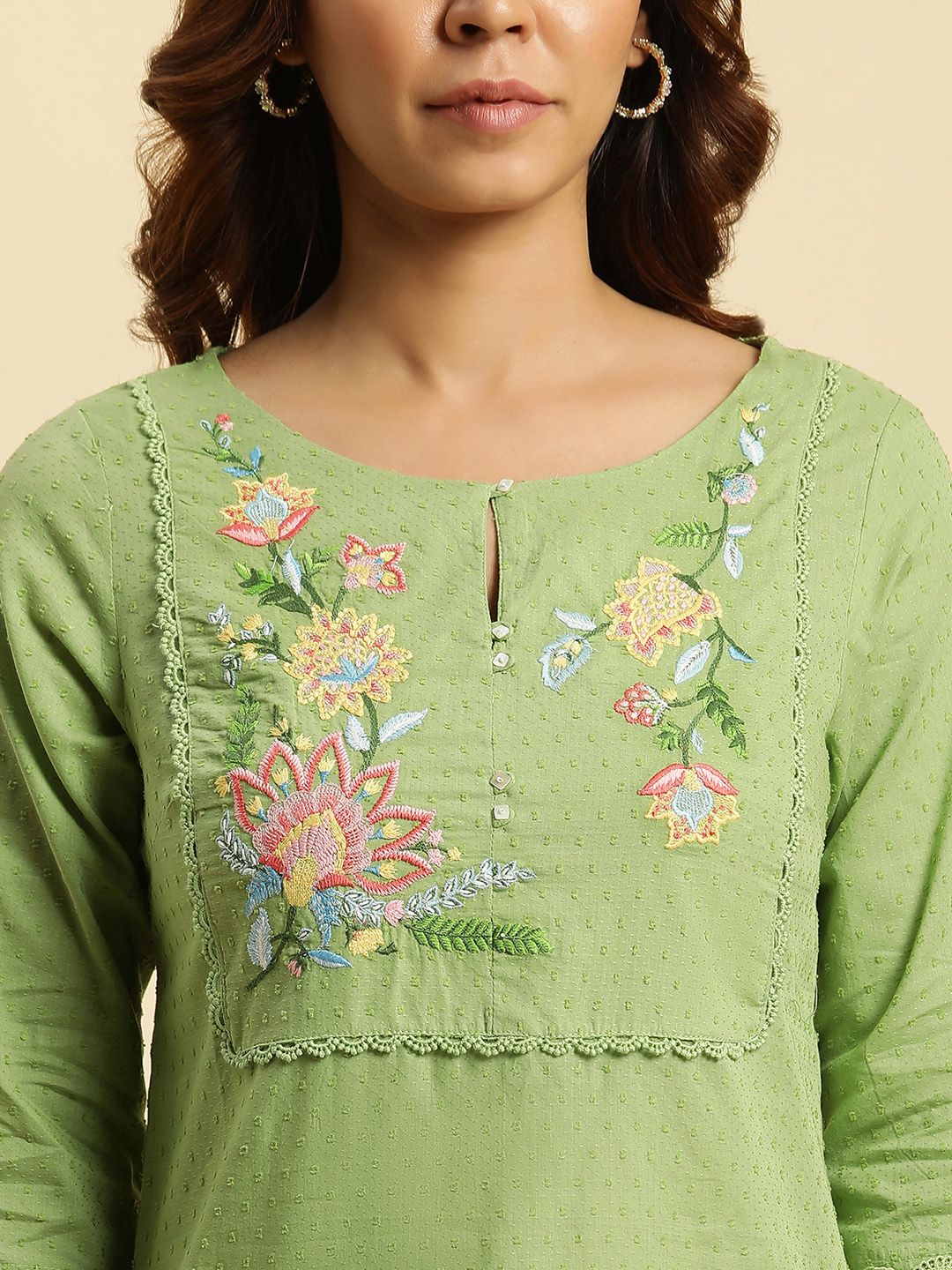 W Woven Design Thread Work Detailed Pure Cotton Straight Kurta