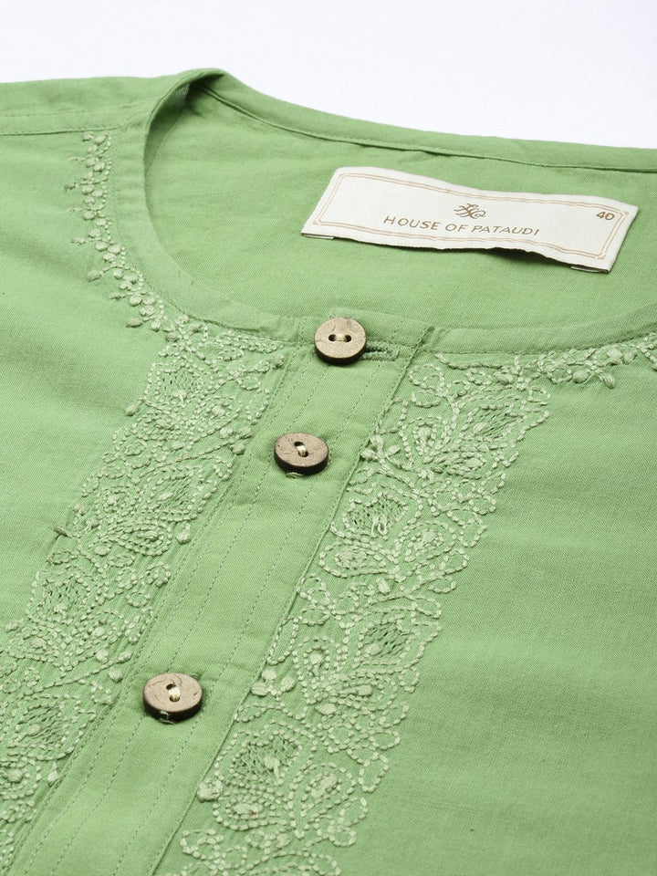 House of Pataudi Men Solid With Thread Work Detail Band Collar Jashn Short Kurta