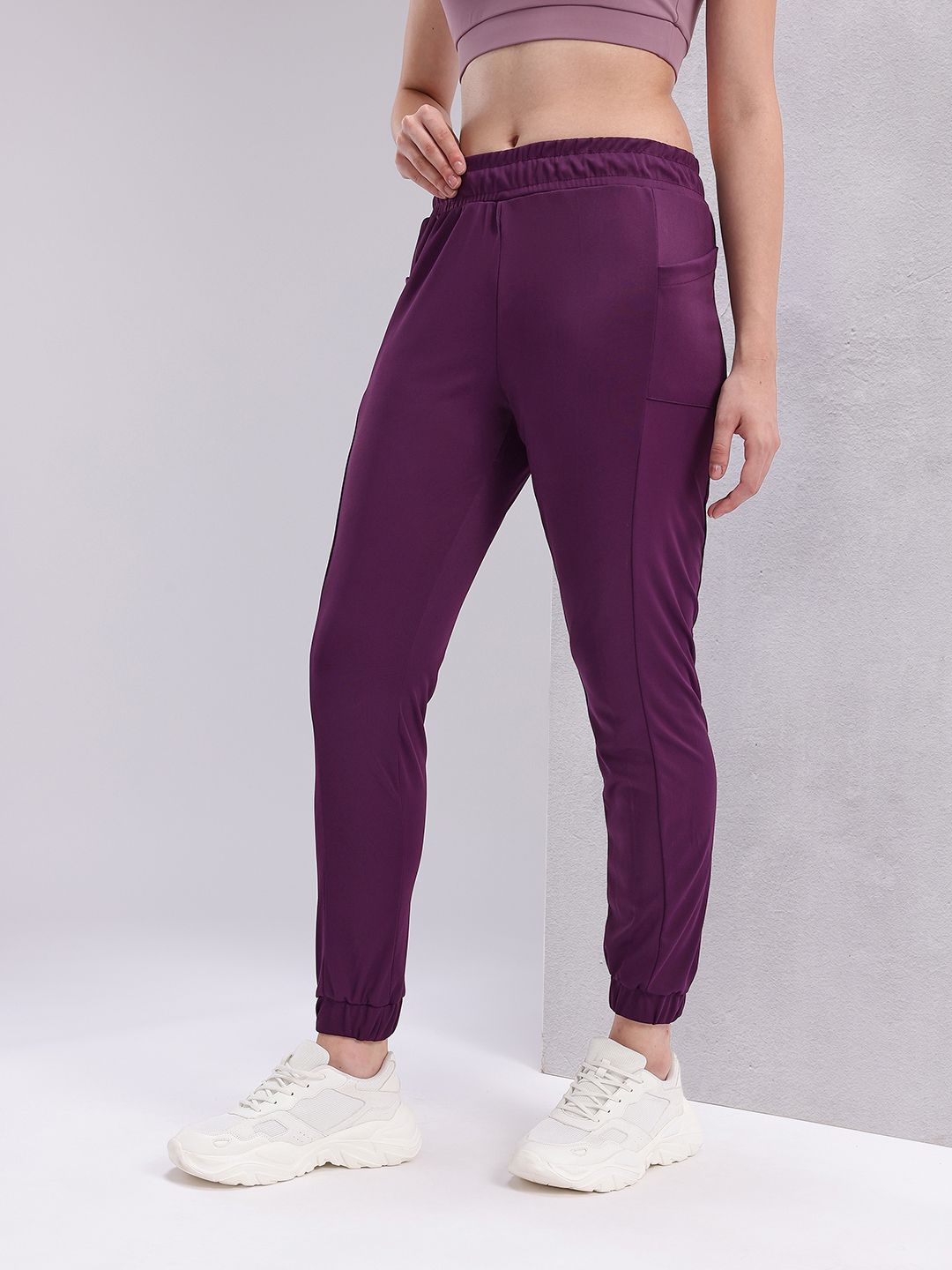 HRX by Hrithik Roshan Women Side Stripe Training Joggers