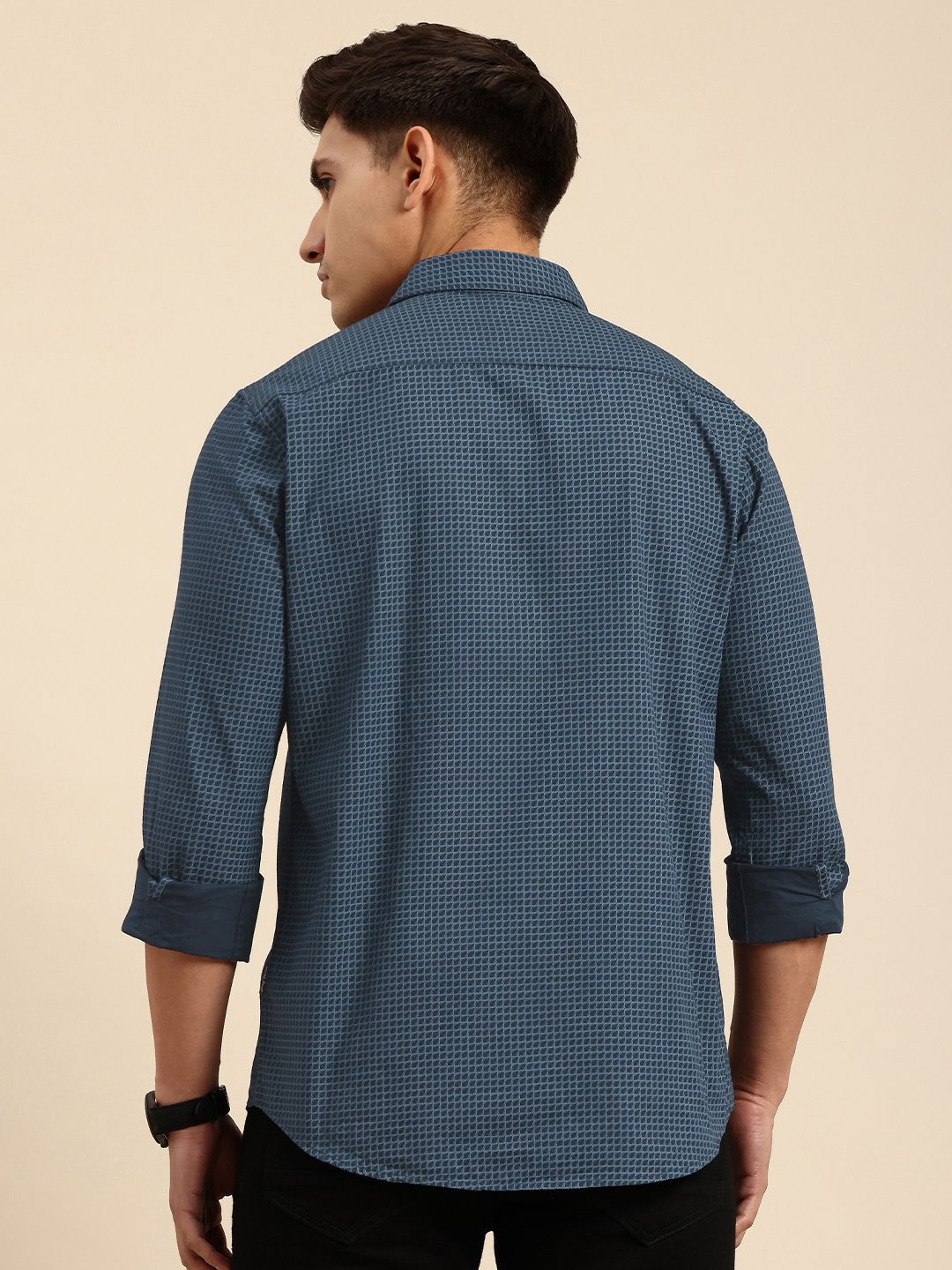Being Human Spread Collar Geometric Printed Cotton Slim Fit Casual Shirt