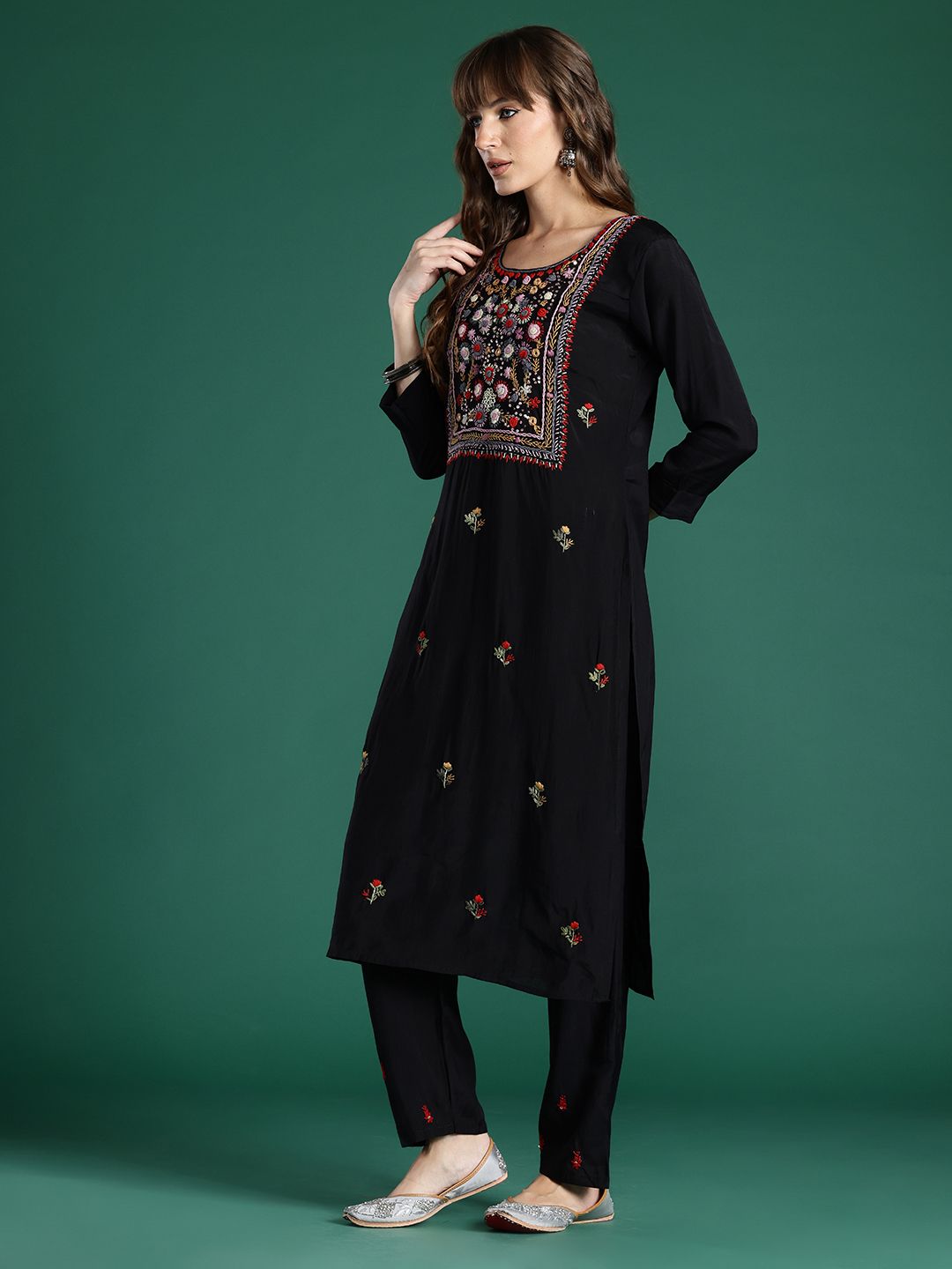 Indo Era Floral Embroidered Regular Thread Work Kurta with Trousers & With Dupatta