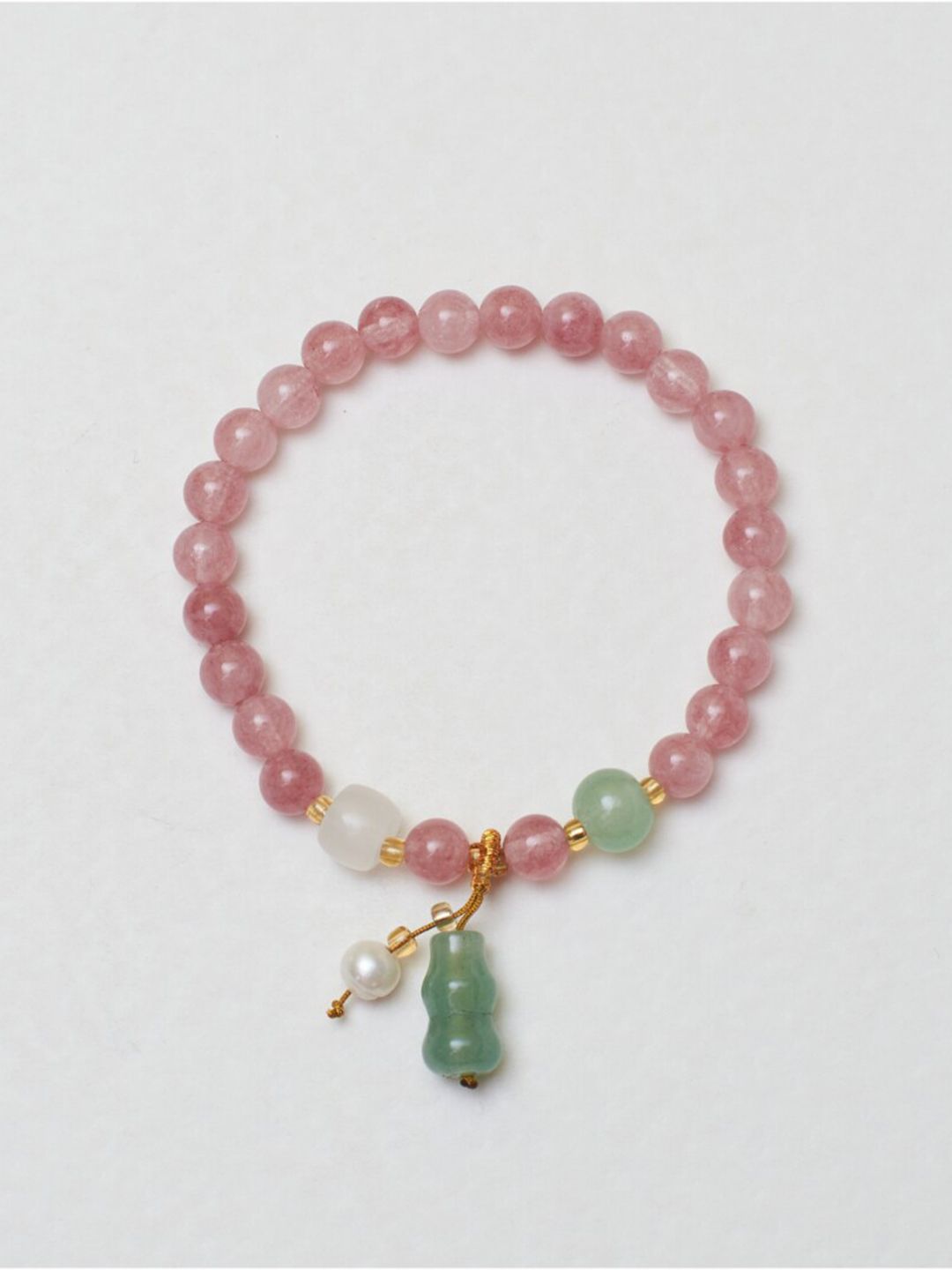 Gelang kristal wanita asin