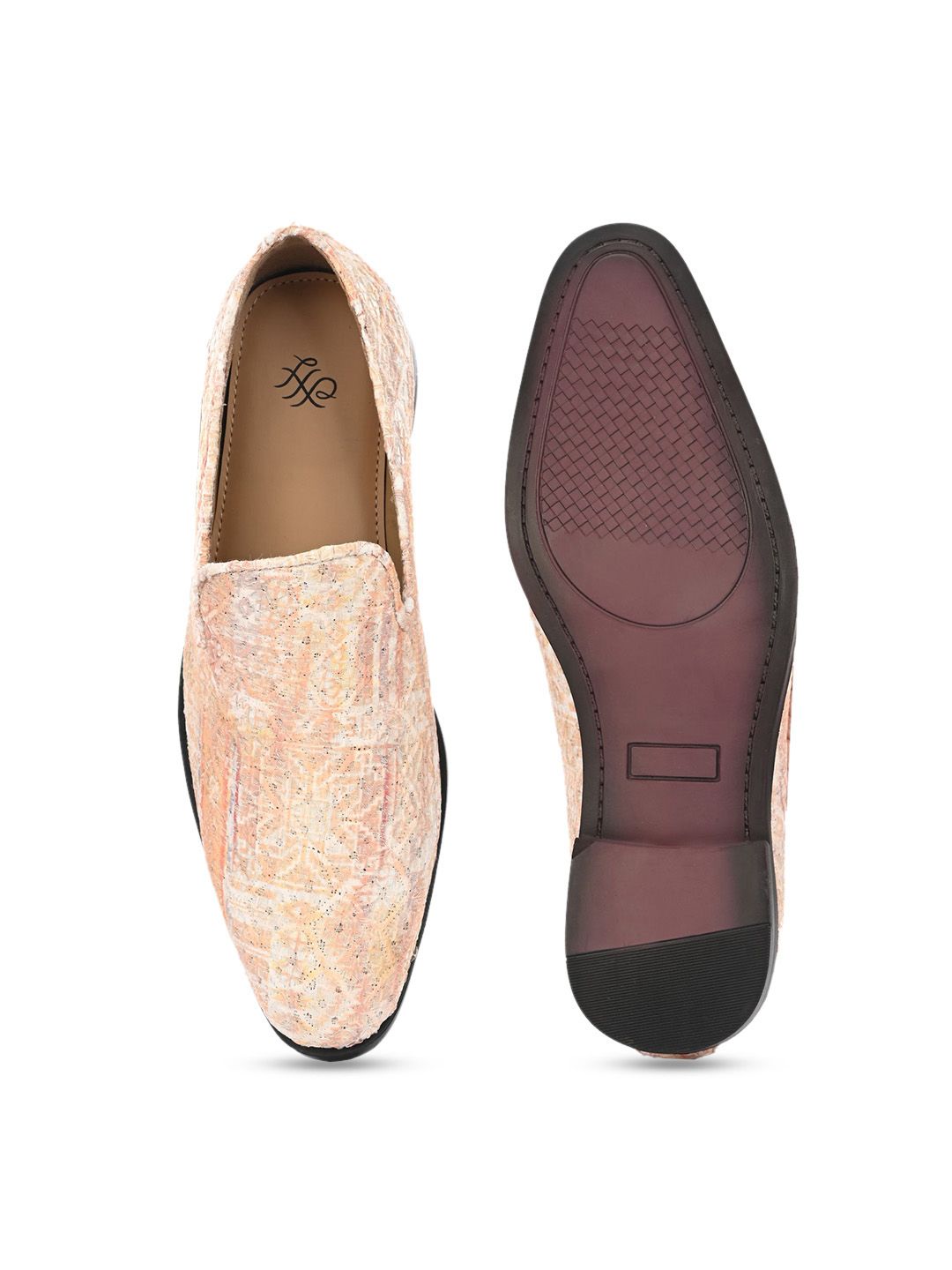 House Of Pataudi Men Embroidered Casual Slip On Mojaris