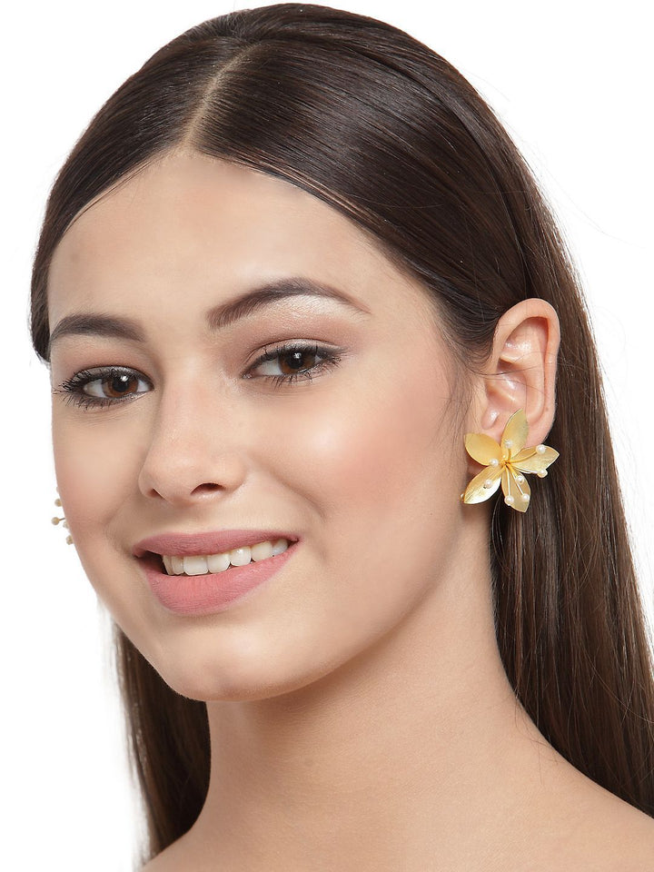 Anouk Gold-Plated Floral Shaped Studs