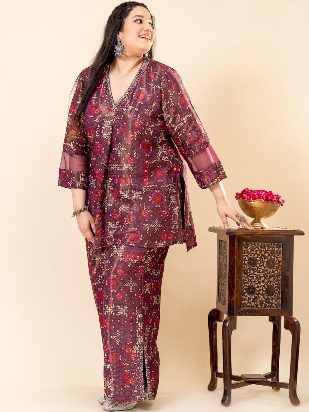 Mamicha Printed V-Neck Top & Trousers Co-Ords Set