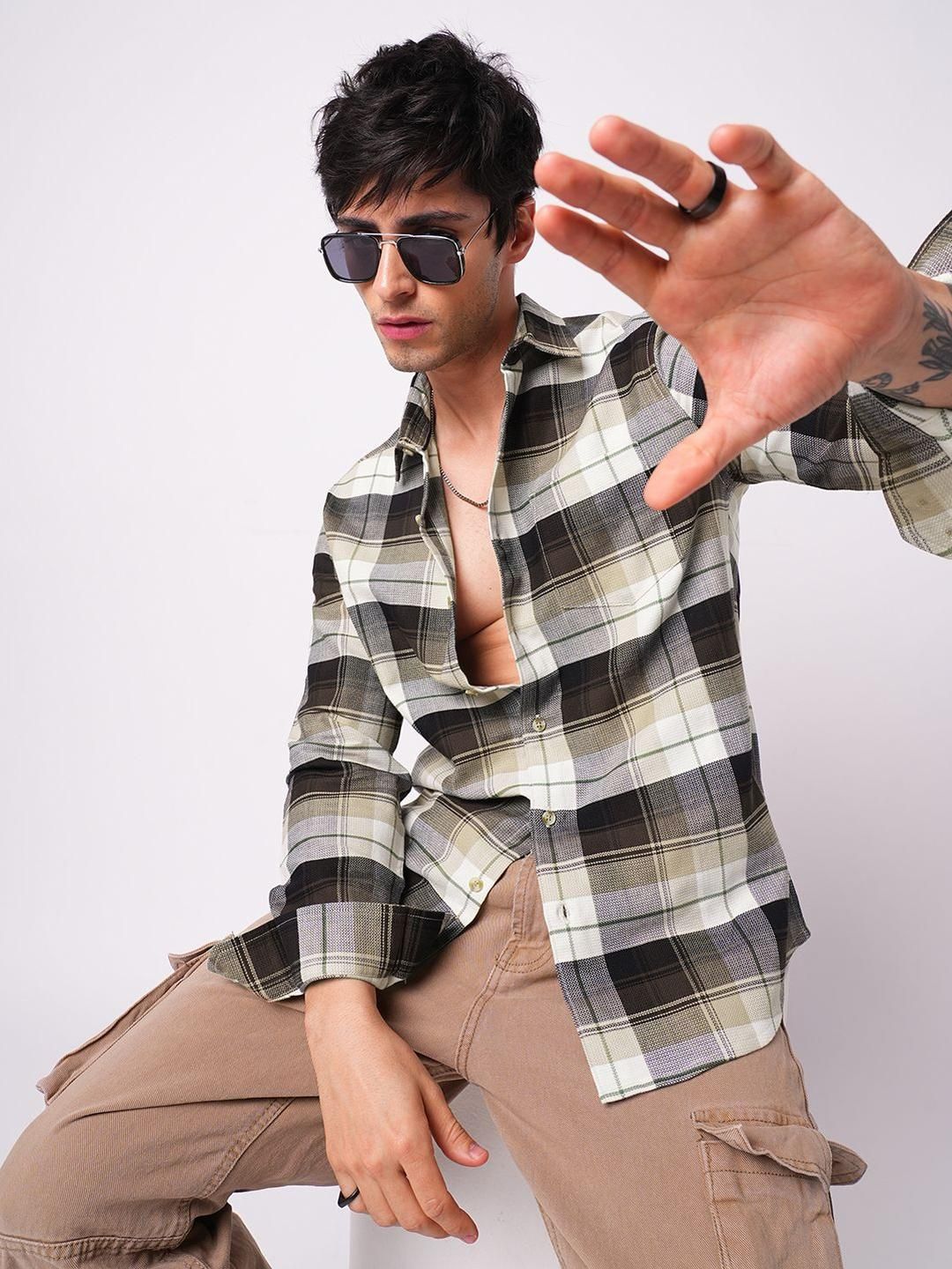 VASTRADO Men Classic Slim Fit Checked Casual Shirt