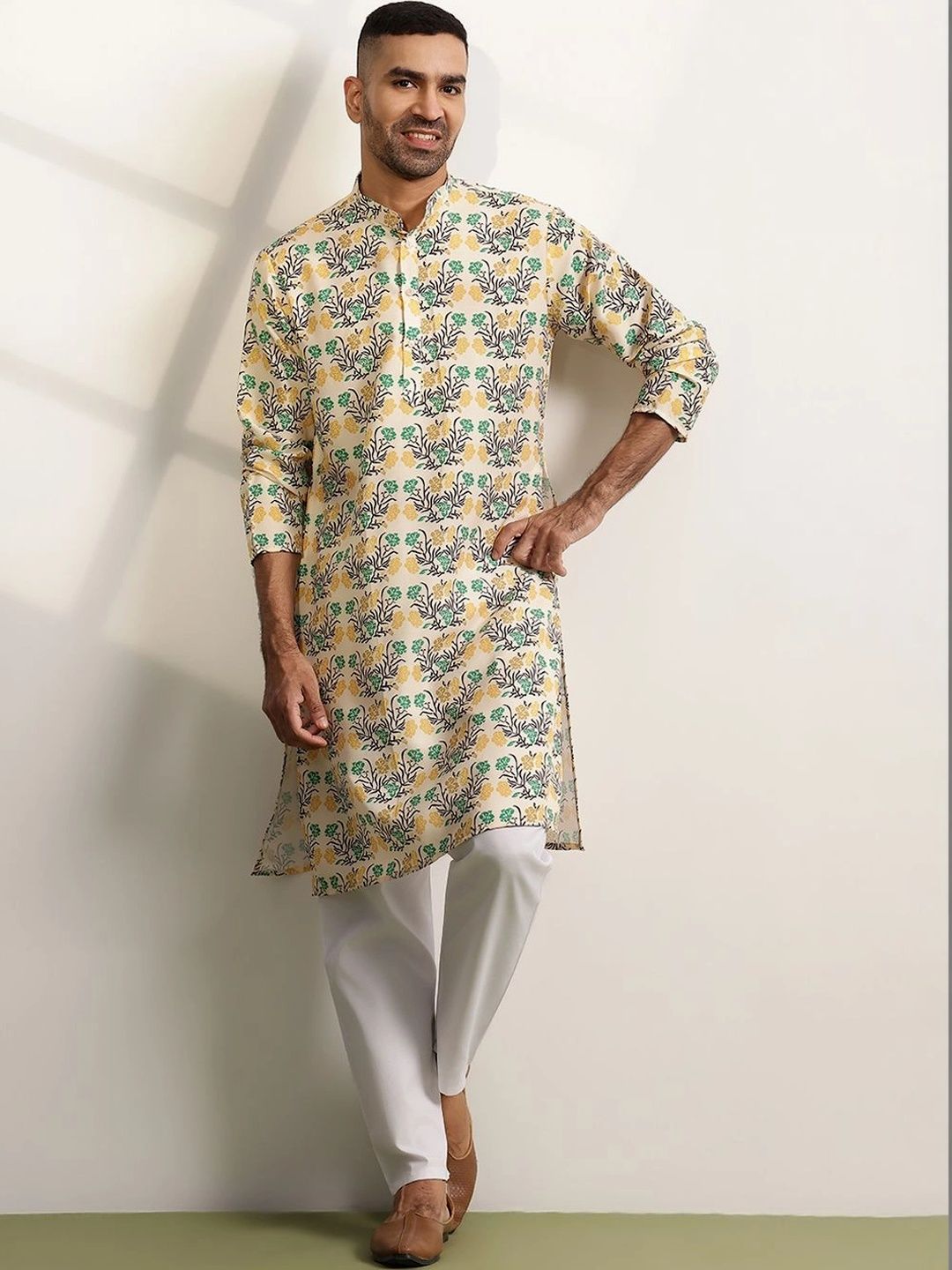 Anouk Men Floral Printed Regular Kurta with Trousers