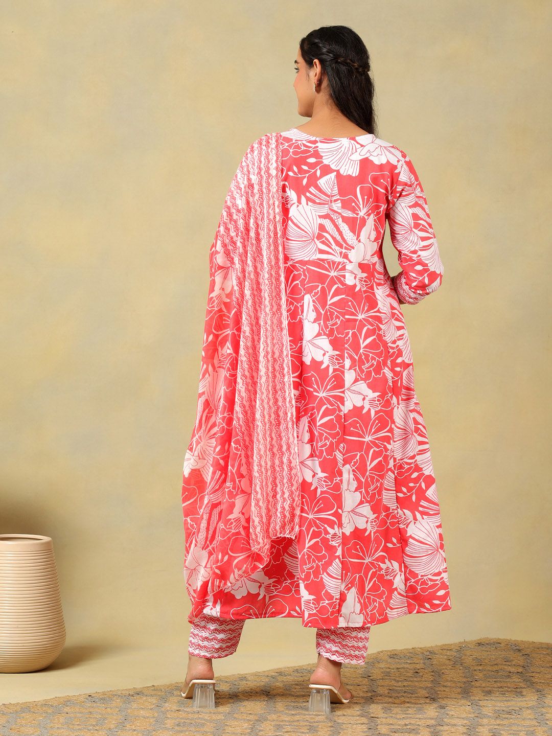 Mamicha Women Floral Printed Regular Mirror Work Pure Cotton Kurta with Trousers & With Dupatta