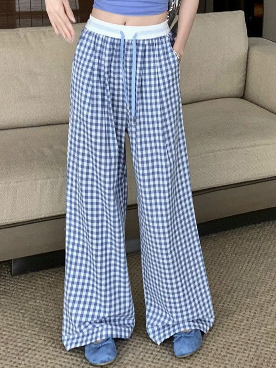 DressBerry Women Mid-Rise Wide Leg Trousers