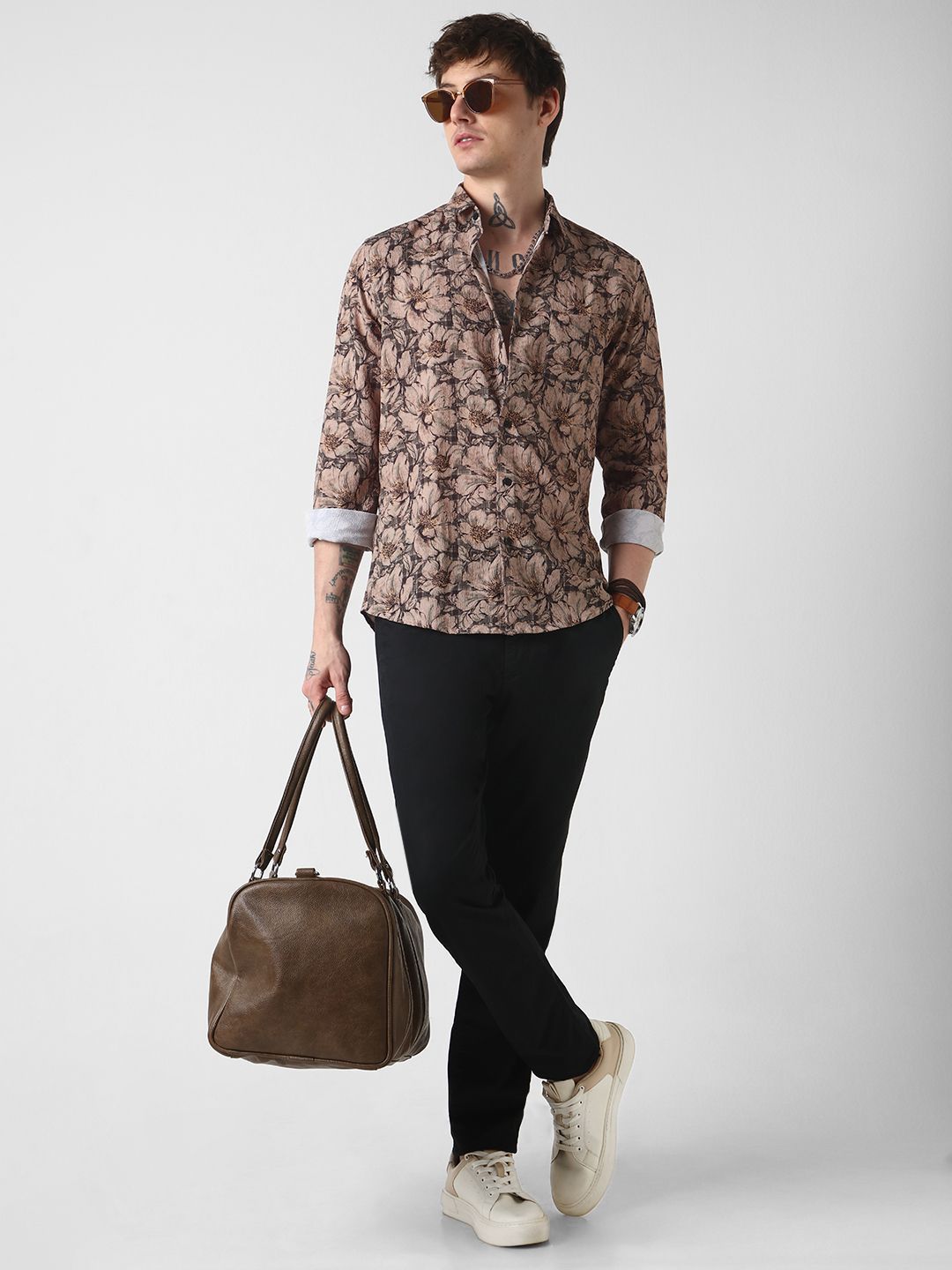 VASTRADO Men Classic Cutaway Collar Floral Printed Slim Fit Casual Shirt