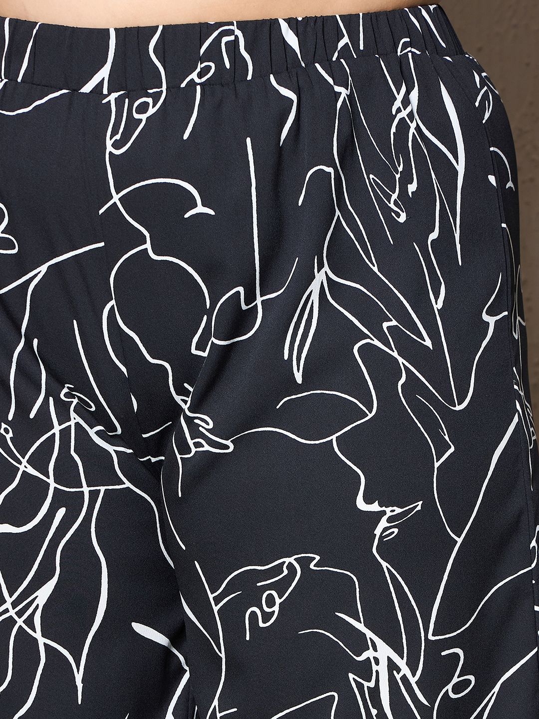 Berrylush Curve Printed Shirt & Belt With Palazzo