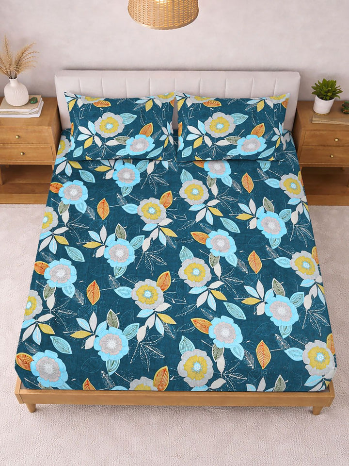 KLOTTHE Blue & White Printed 300 TC Double Bedsheet With 2 Pillow Covers- 2.5 m x 2.25 m