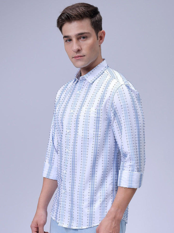 The Indian Garage Co Men Slim Fit Spread Collar Textured Cotton Casual Shirt