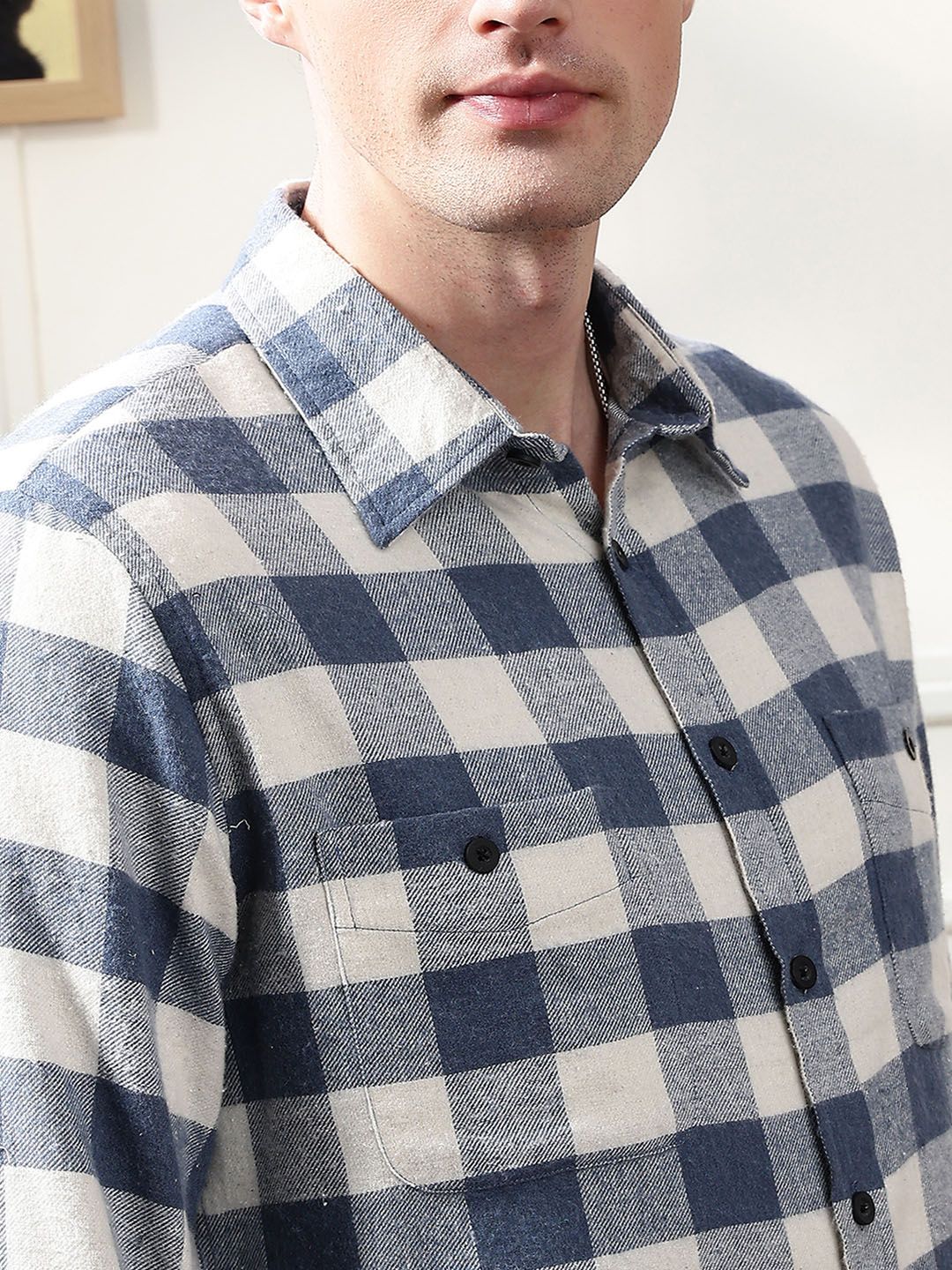 Eszett Men Buffalo Checked Spread Collar Casual Shirt