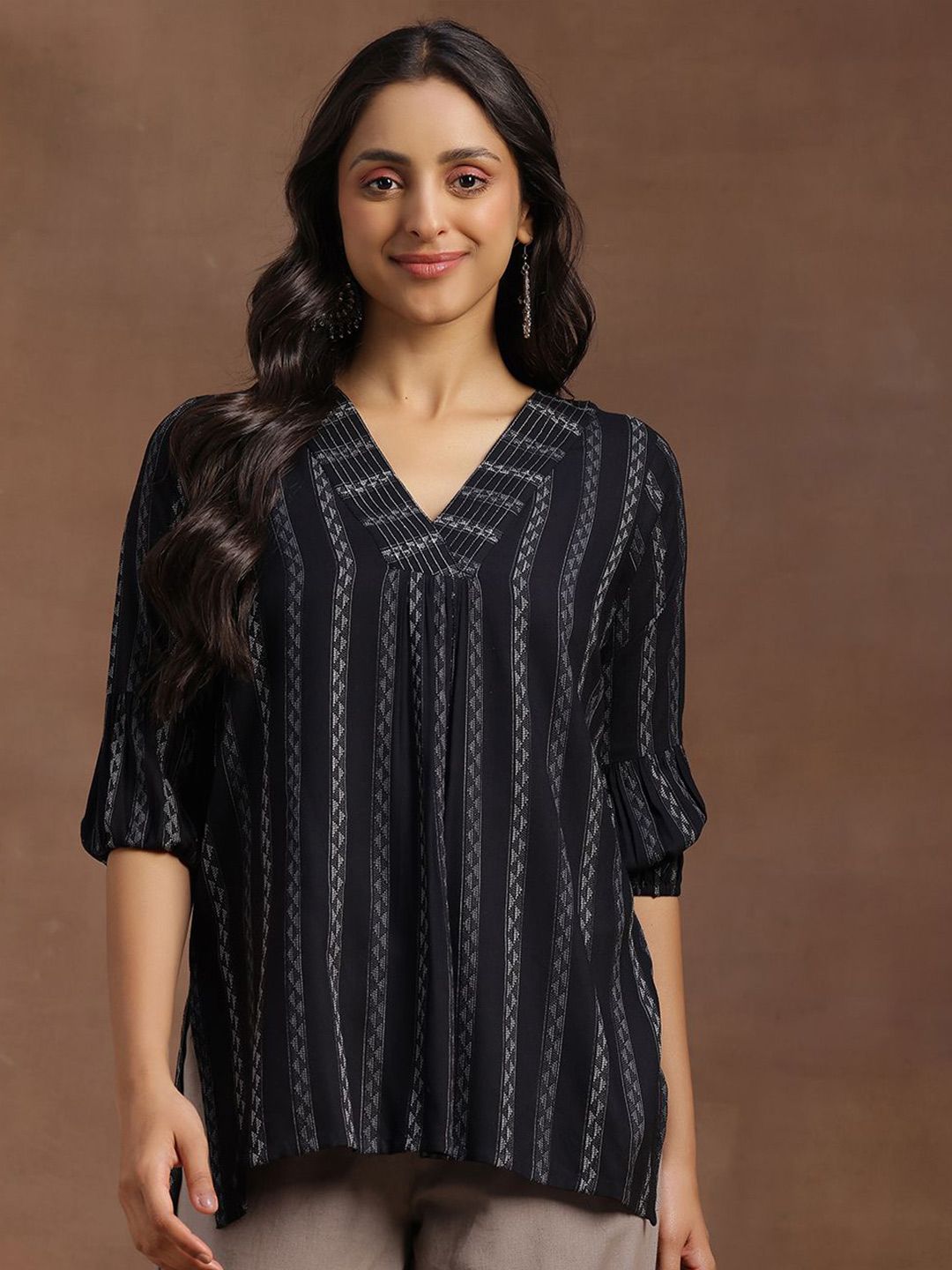 Libas Ethnic Motifs Woven Design V-Neck Pleated Kurti