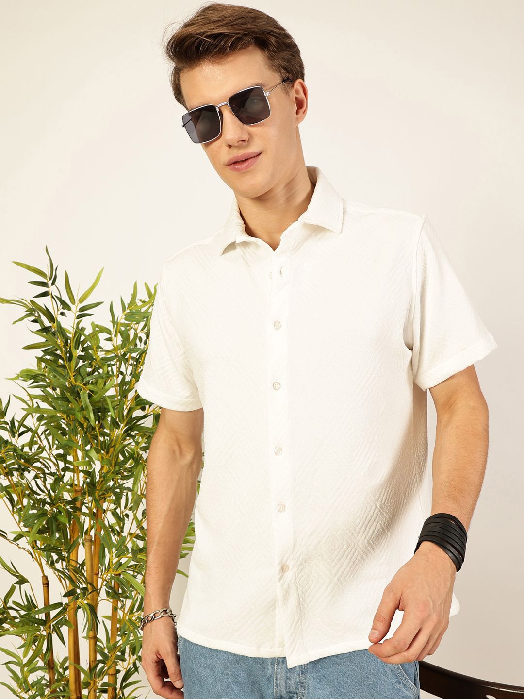 Thomas Scott Men Classic Spread Collar Solid Oversized Casual Shirt