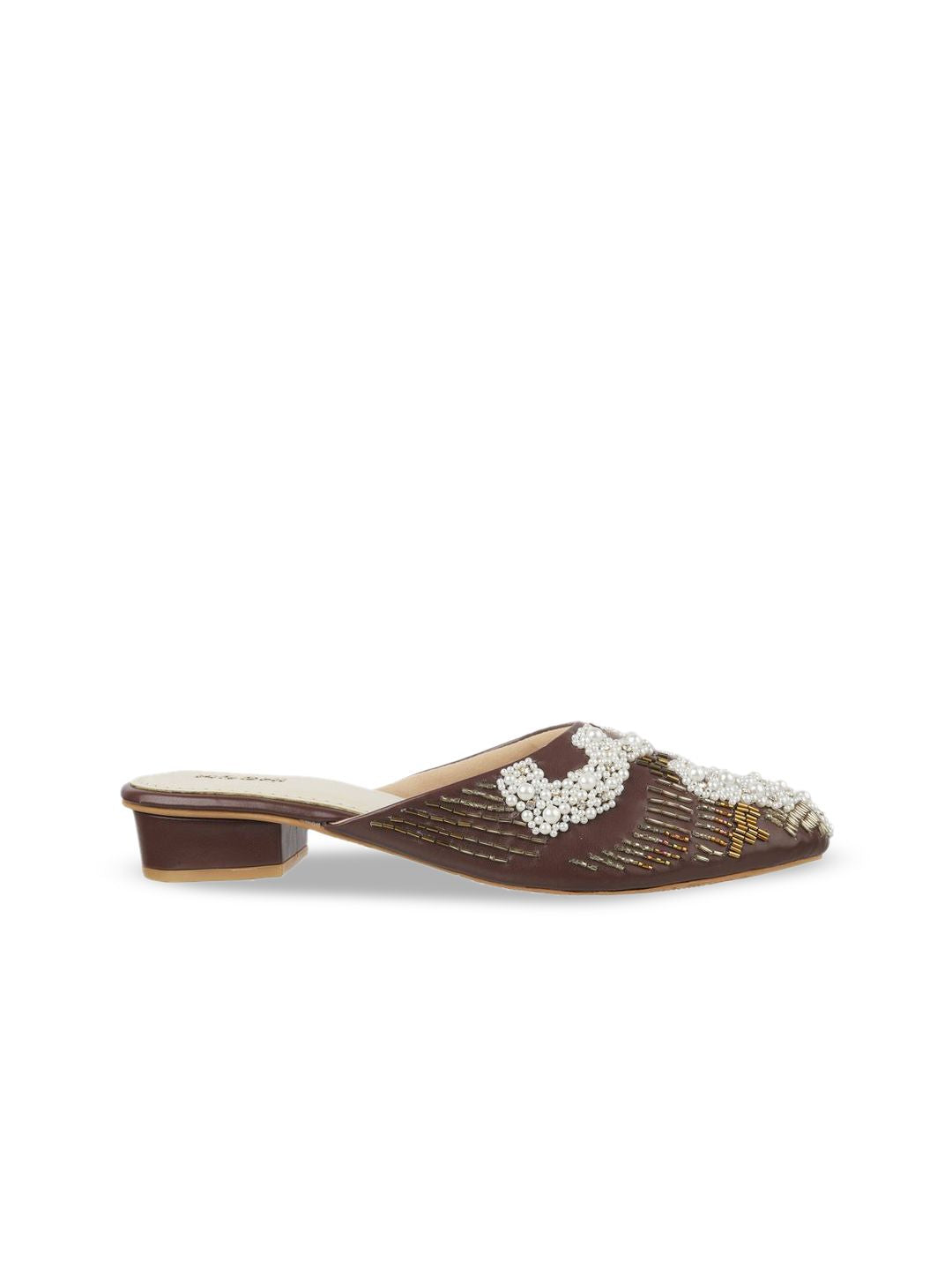 Mochi Women Printed Block Pumps