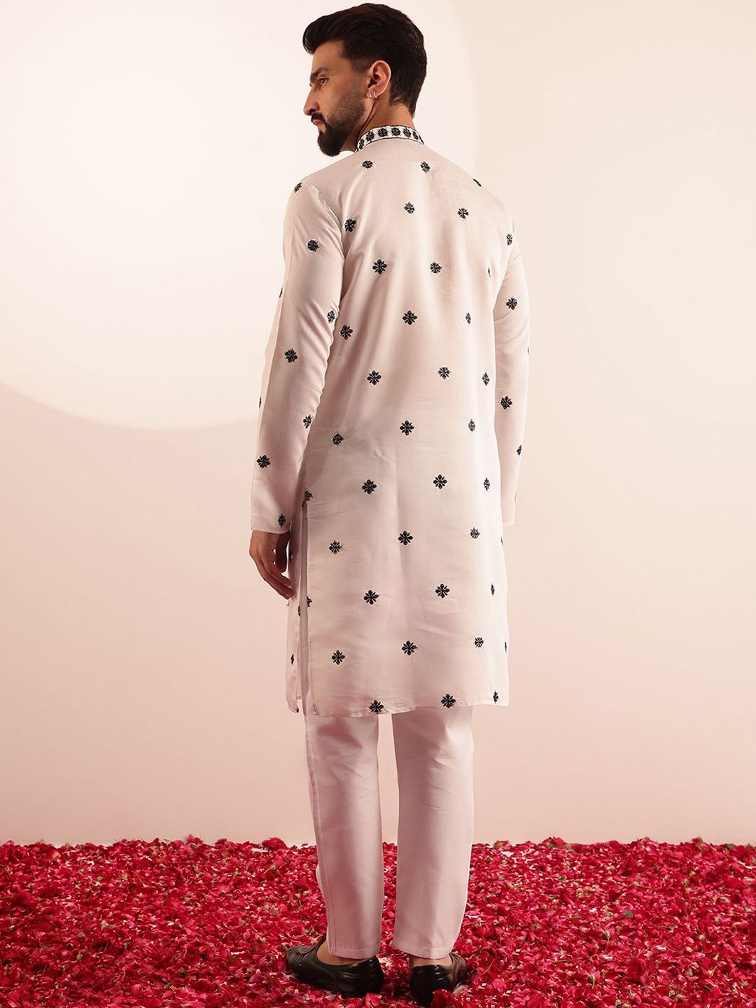 SOJANYA Floral Embroidered Mandarin Collar Mirror Work Kurta With Pyjamas