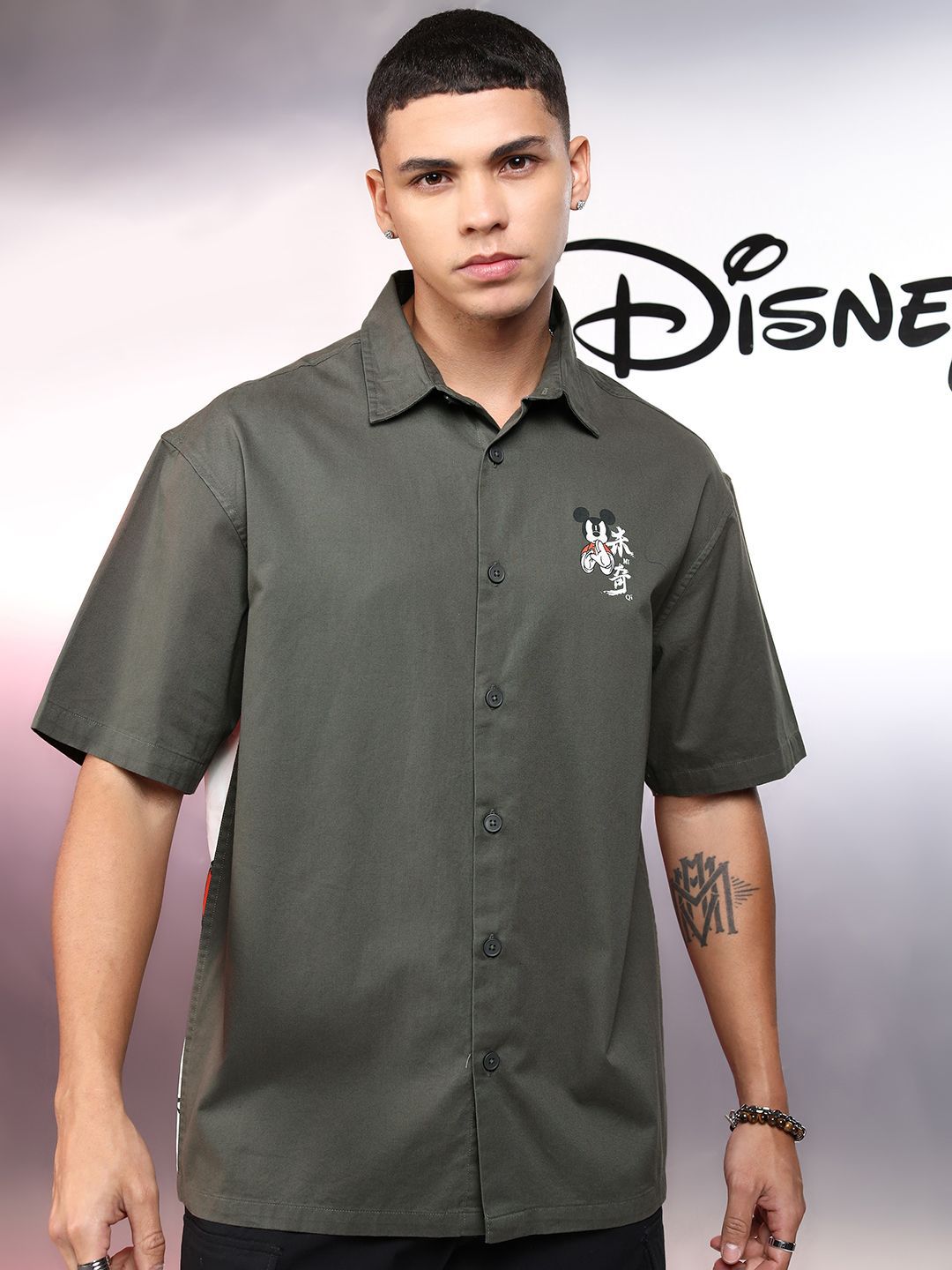 Highlander Disney Men Grey Mickey Printed Oversized Casual Shirt