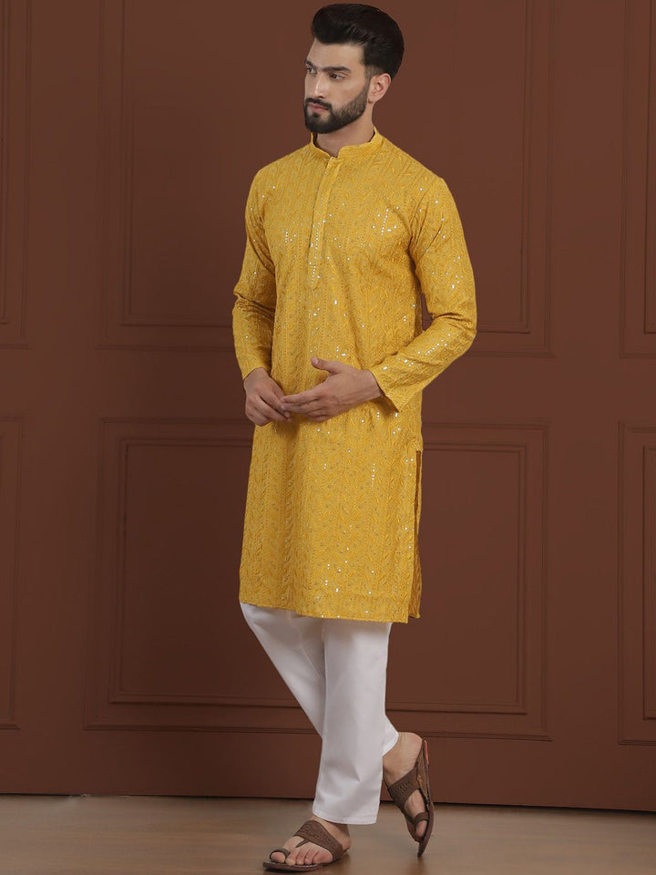 SOJANYA LUXE Motif Etnik Bersulam Kurta Lurus Kolar Mandarin Dengan Pijama