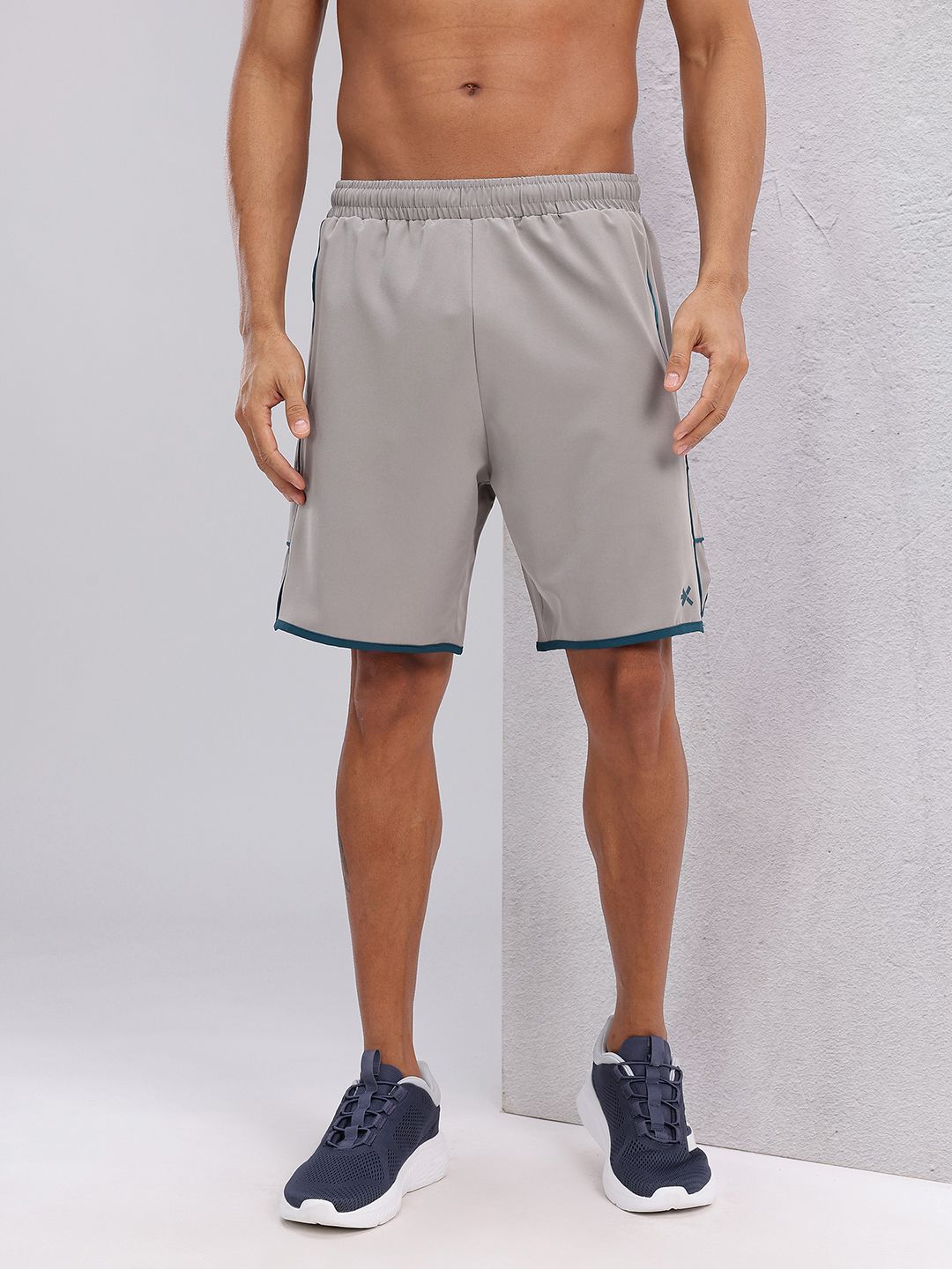 HRX by Hrithik Roshan Men Paneled Training Shorts