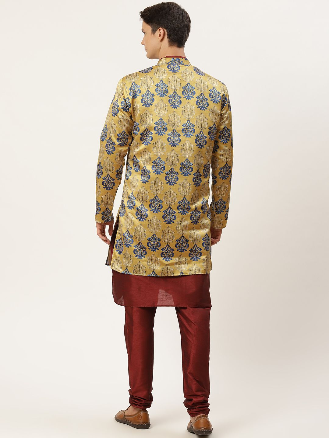SOJANYA Men Maroon & Golden Solid Kurta with Churidar & Ethnic Jacket