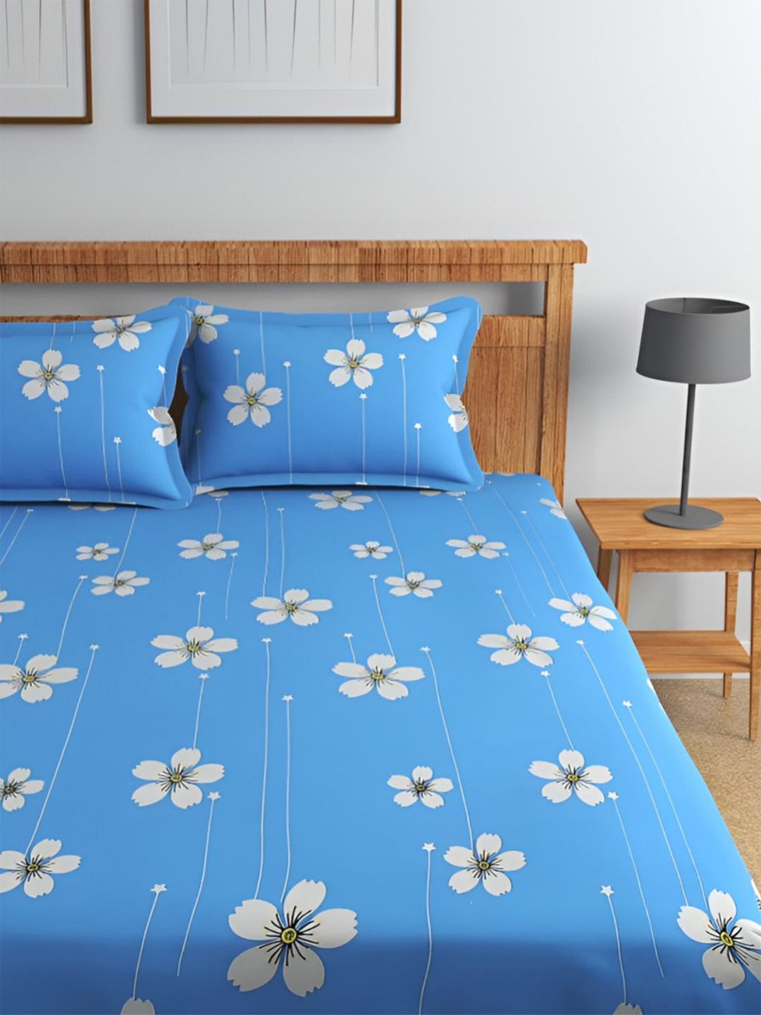 BOMBAY DYEING Blue Floral 144 TC Queen Bedsheet with 2 Pillow Covers