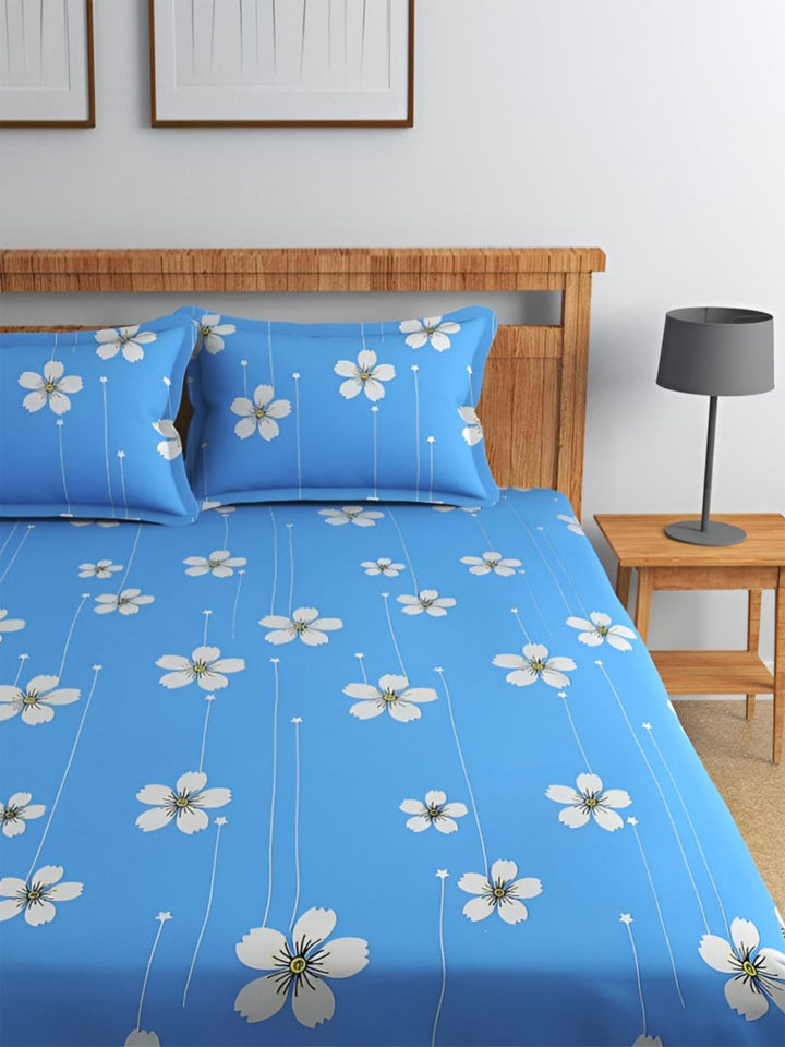 BOMBAY DYEING Blue Floral 144 TC Queen Bedsheet with 2 Pillow Covers