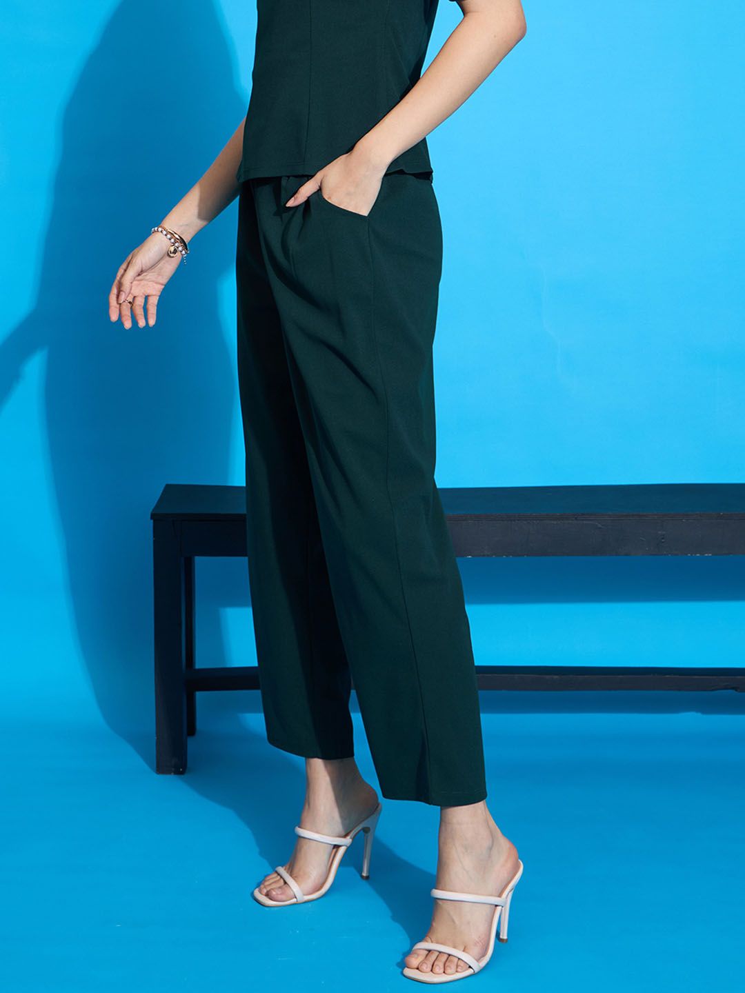 SASSAFRAS worklyf Women Mid-Rise Pleated Trousers