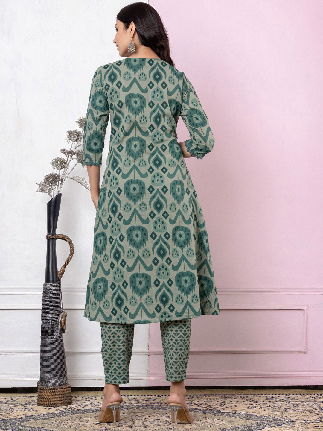 Varanga Women Printed Regular Thread Work Pure Cotton Kurta with Trousers & With Dupatta