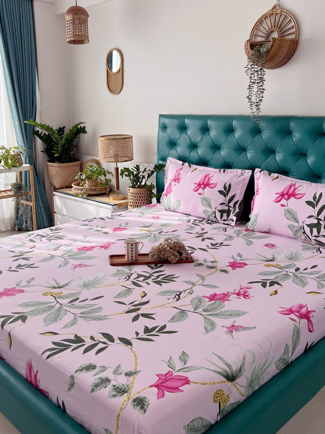 URBAN SPACE King Fitted Bedsheet Set