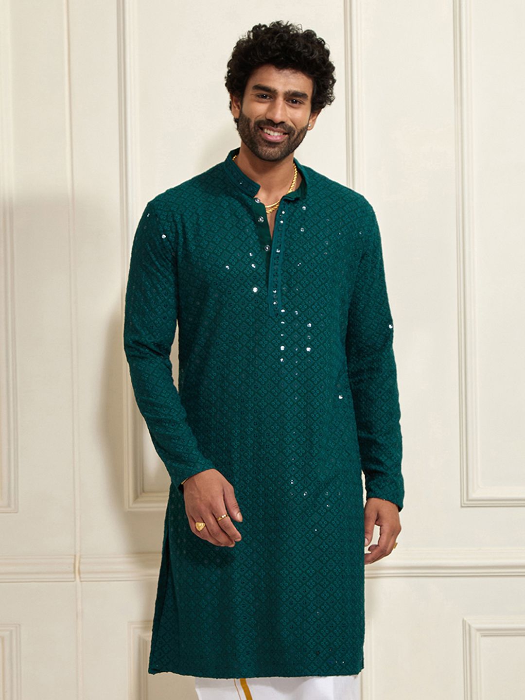 VASTRAMAY Ethnic Motifs Embroidered Sequinned Kurta