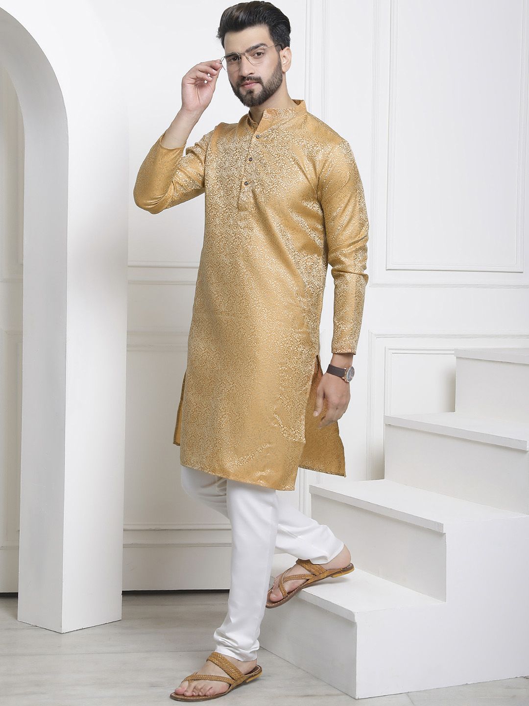 SOJANYA Rekaan Tenunan Motif Etnik Kurta