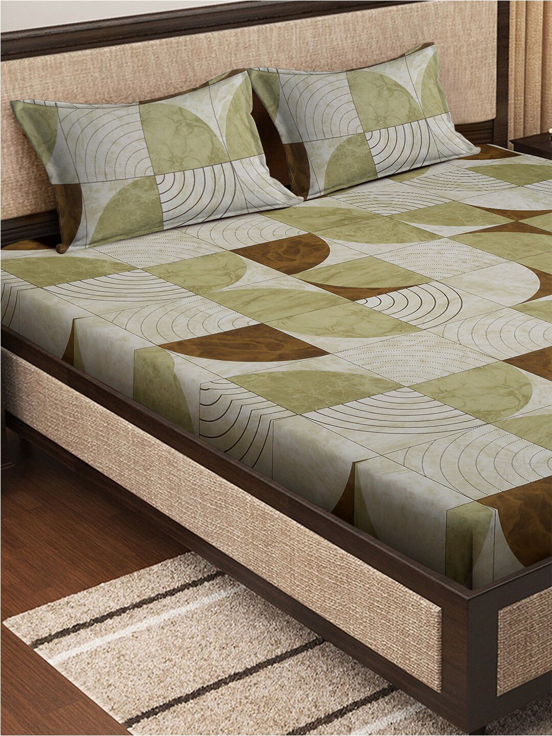 KLOTTHE Green Geometric Pure Cotton 400TC Super King Double Bedsheet & 2 Pillow Covers