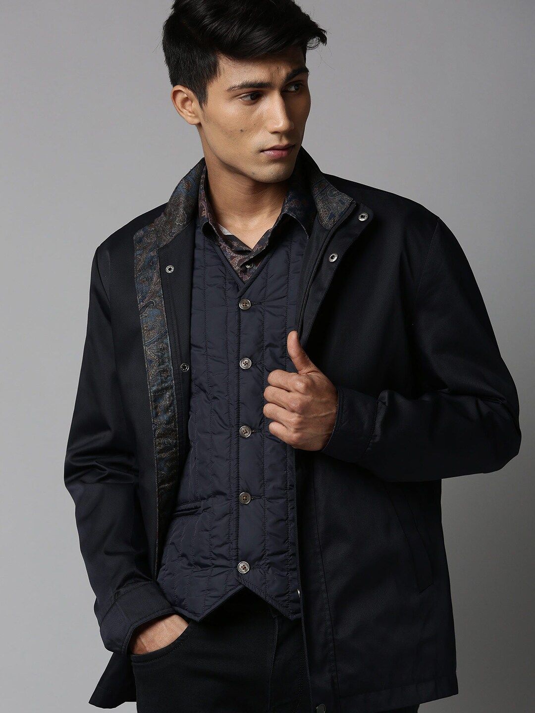 RARE RABBIT Men Berry Tailored Fit Lightweight Jacket