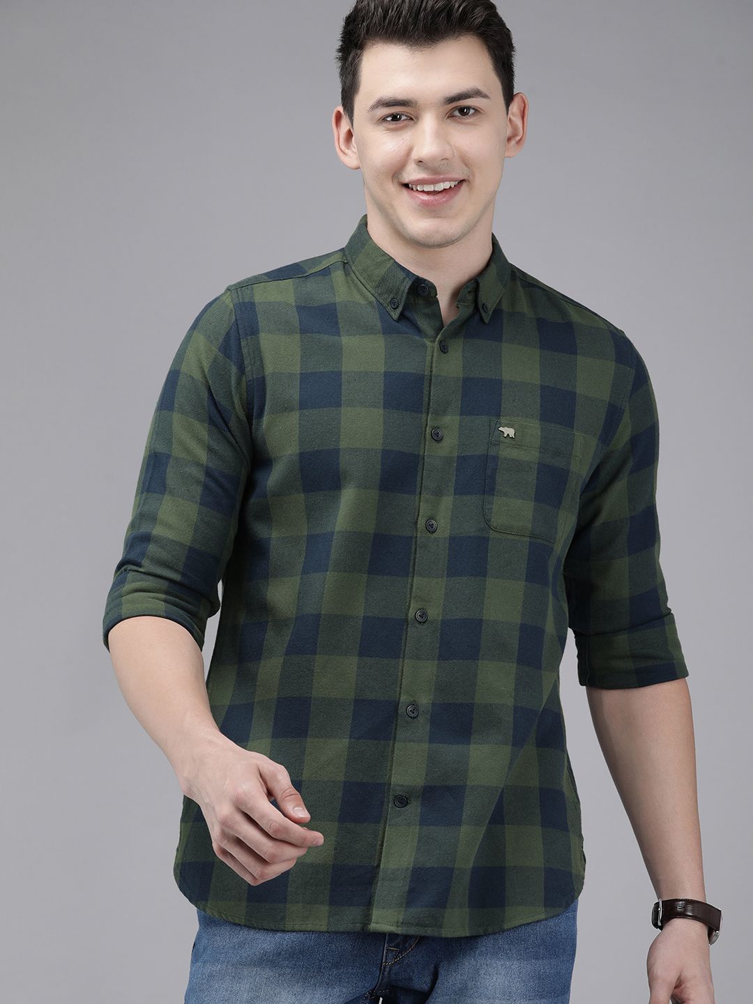 THE BEAR HOUSE Men Olive Green & Navy Blue Pure Cotton Slim Fit Checked Flannel Shirt