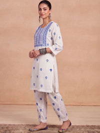 Rumah Wanita Chikankari Motif Etnik Bersulam Benang Biasa Kurta Kerja dengan Seluar