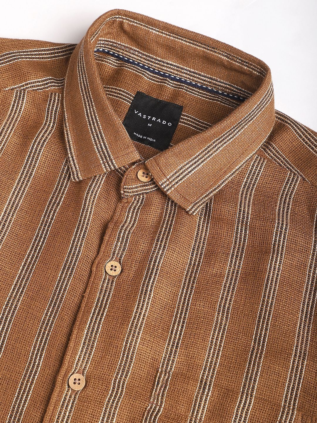 VASTRADO Men Classic Cutaway Collar Vertical Striped Cotton Casual Shirt