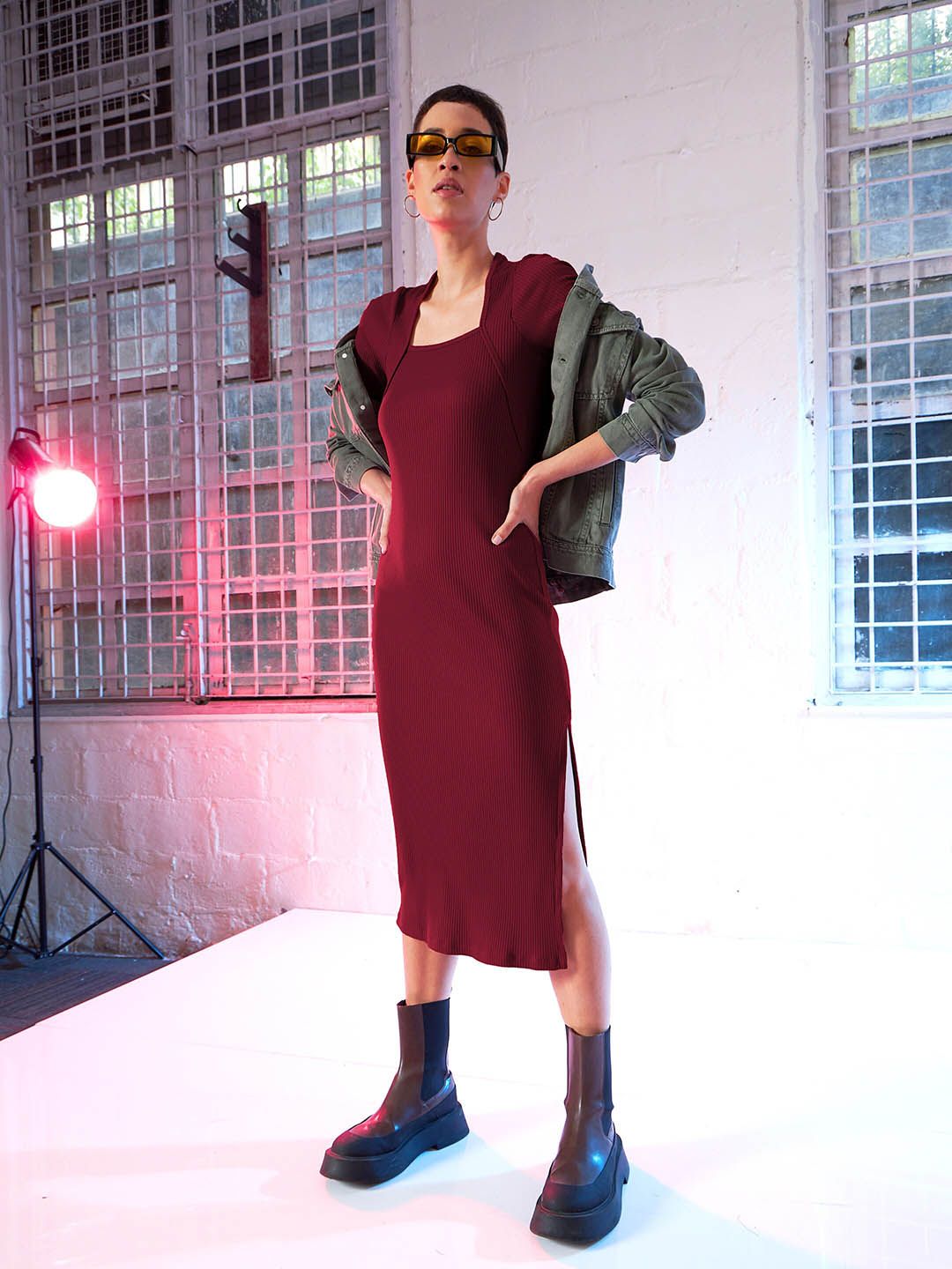 SASSAFRAS Maroon Square Neck Long Sleeve Sheath Midi Dress