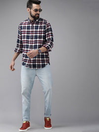 THE BEAR HOUSE Men White & Navy Blue Slim Fit Checked Flannel Cotton Shirt