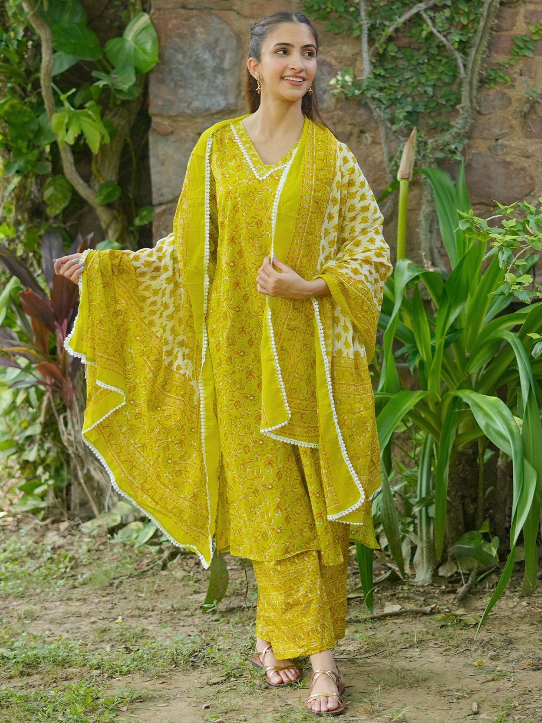Libas Floral Printed Pure Cotton Kurta with Palazzos & With Dupatta