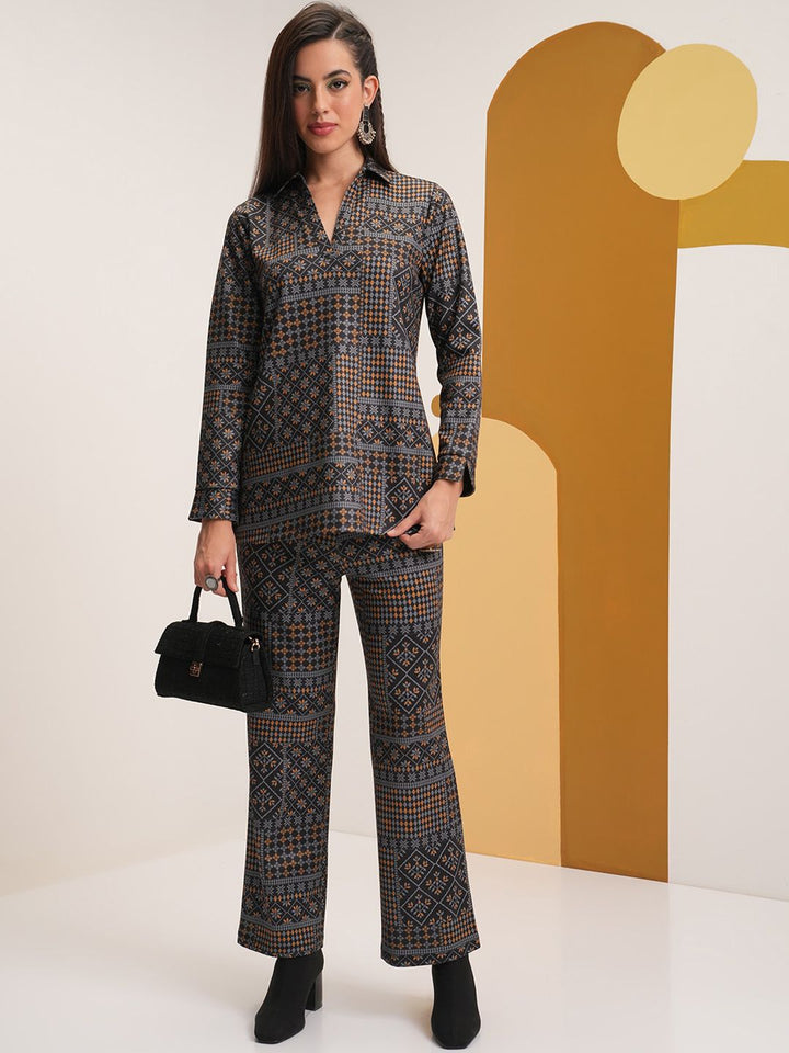 Vishudh Geometric Printed Shirt Collar Tunic With Trousers
