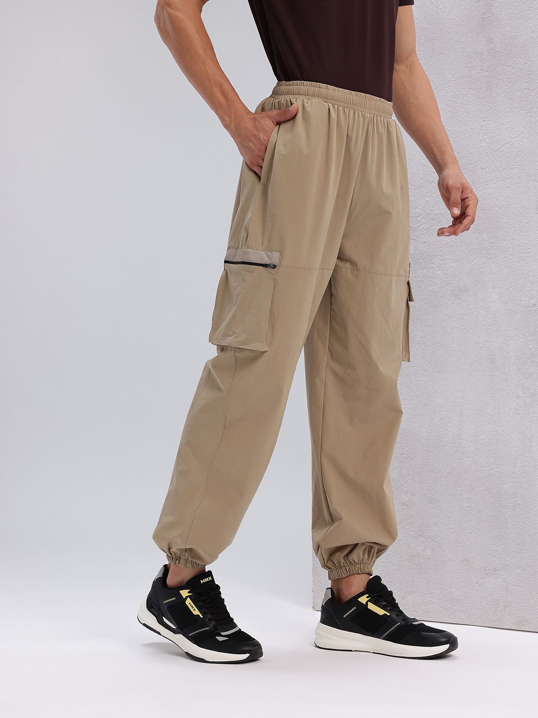 HRX by Hrithik Roshan Men Panelled Mid-Rise Lifestyle Cargo Style Joggers
